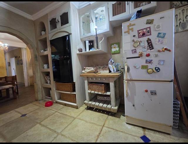 4 BEDROOM HOUSE FOR SALE IN GLENVISTA